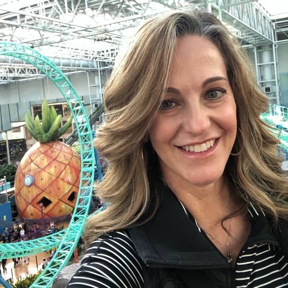 Meet your Posher, Natalie - Picture 1 of 1